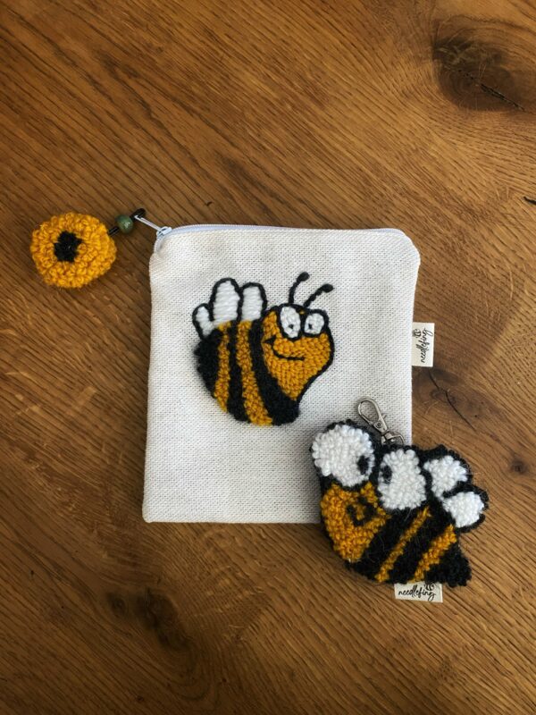 Bee