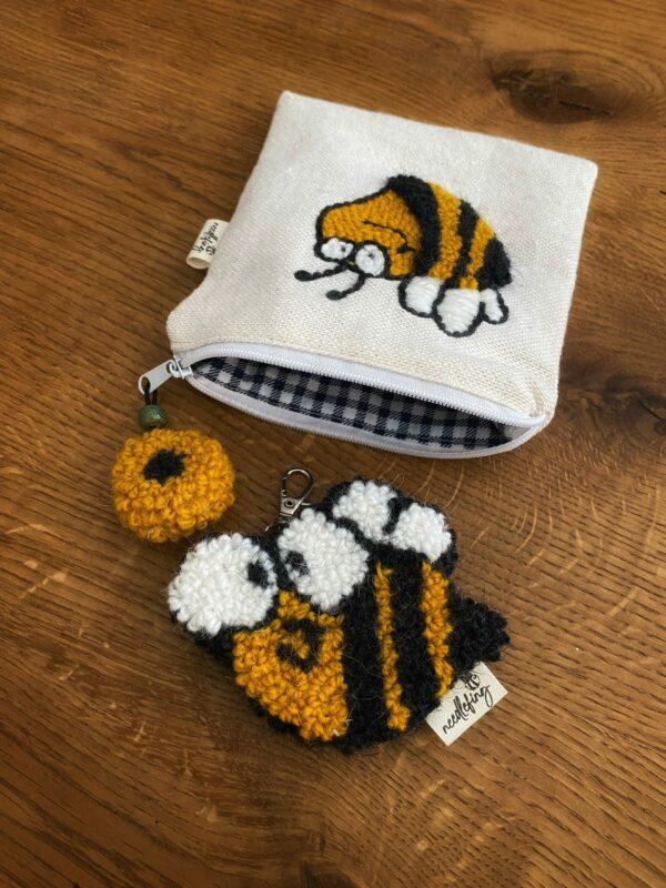Bee